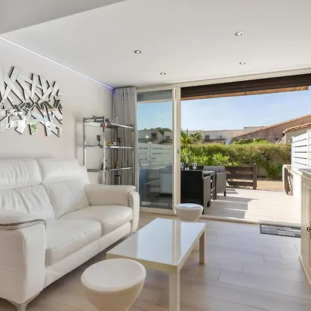 Nereides Heliovillage, Village Naturiste, 45m2,chambre En Rez De Chaussee Avec Dressing * 阿格德