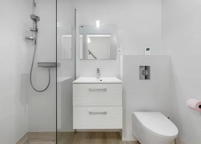 Néréides Héliovillage, Village Naturiste, 45m2,chambre En Rez De Chaussée Avec Dressing Agde